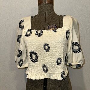 Bobeau Smocked Puff Sleeve Crop Top – Ivory/Black Floral (L) NWOT
